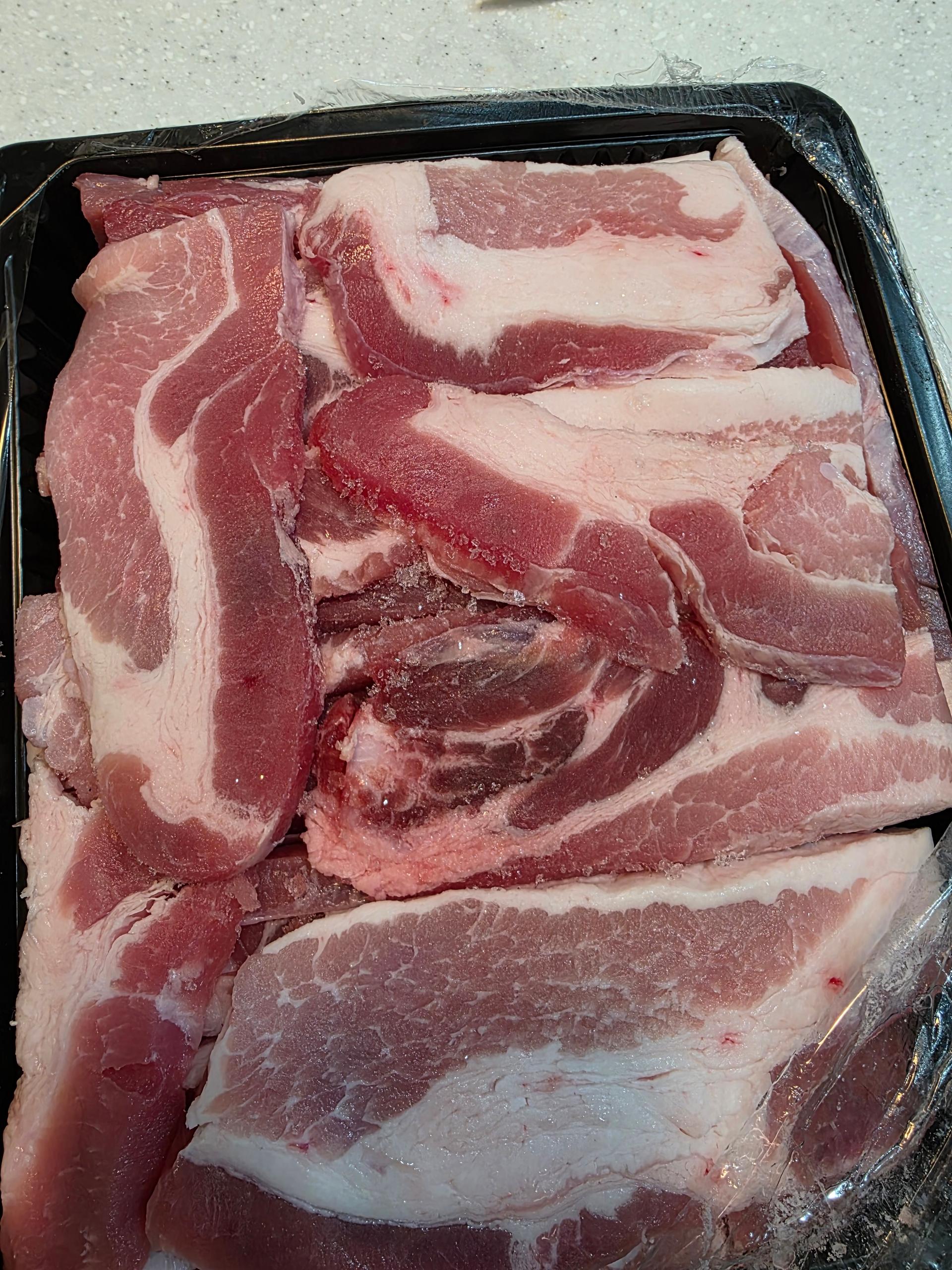 [12/15부터 순차배송] 한돈 삼겹살 1.8kg / 생돼지갈비 2kg + 양념소스