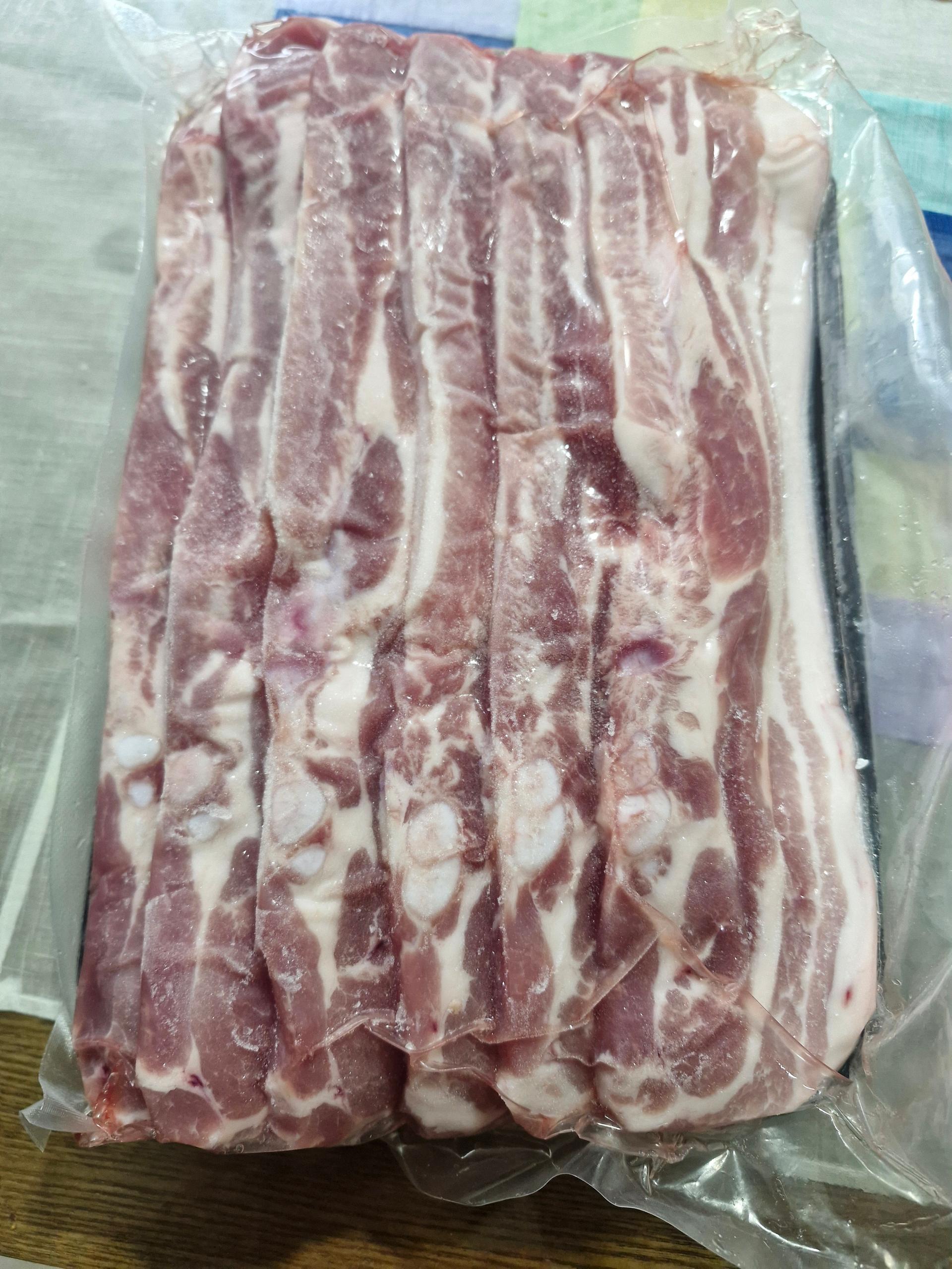 100% 국내산 한돈세트 최대 1.8kg 증정