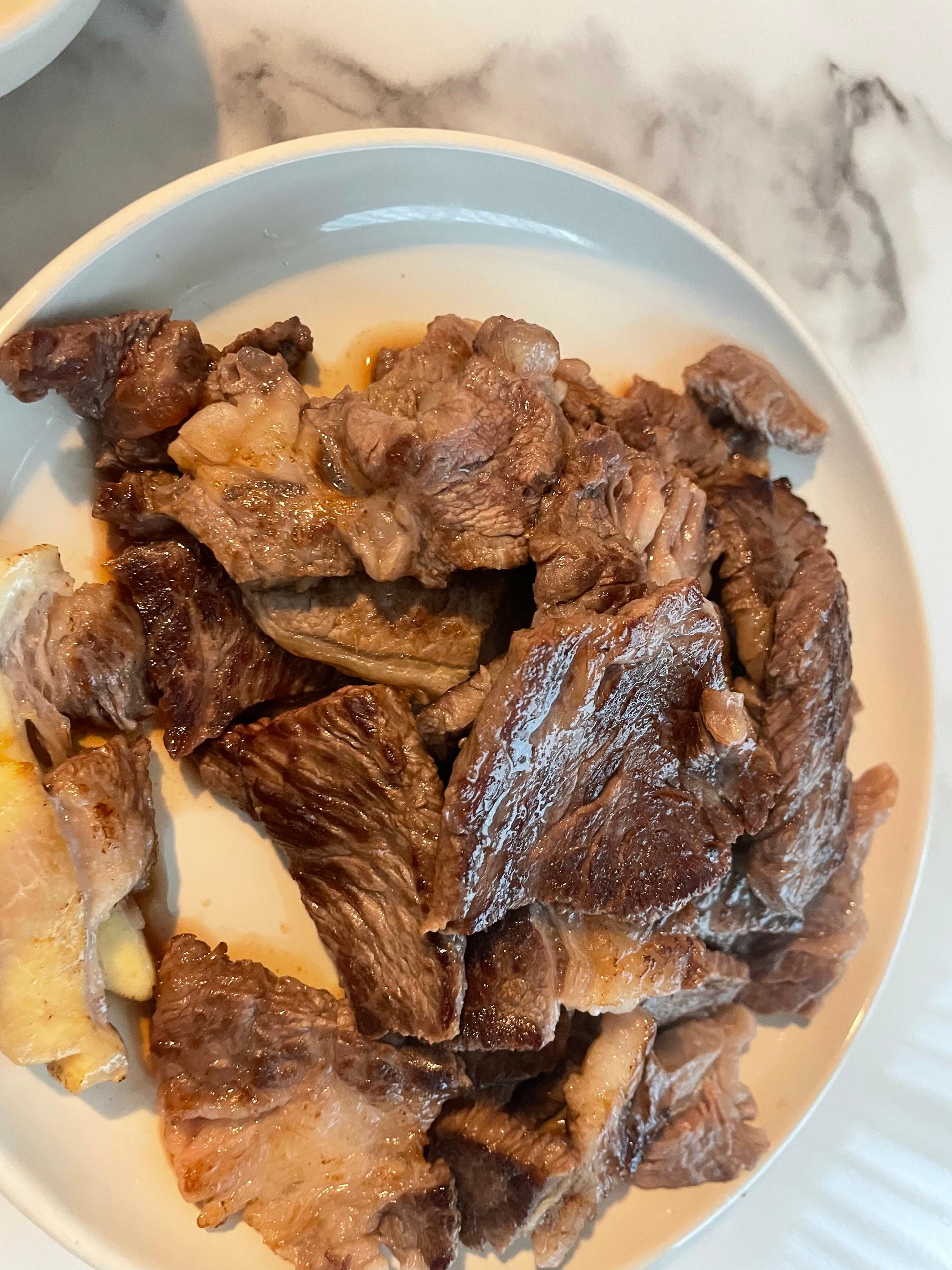 광주축협 한우 등심 1등급 (300g) + 50g 추가증정