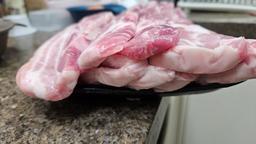 100% 국내산 한돈세트 최대 1.8kg 증정-2