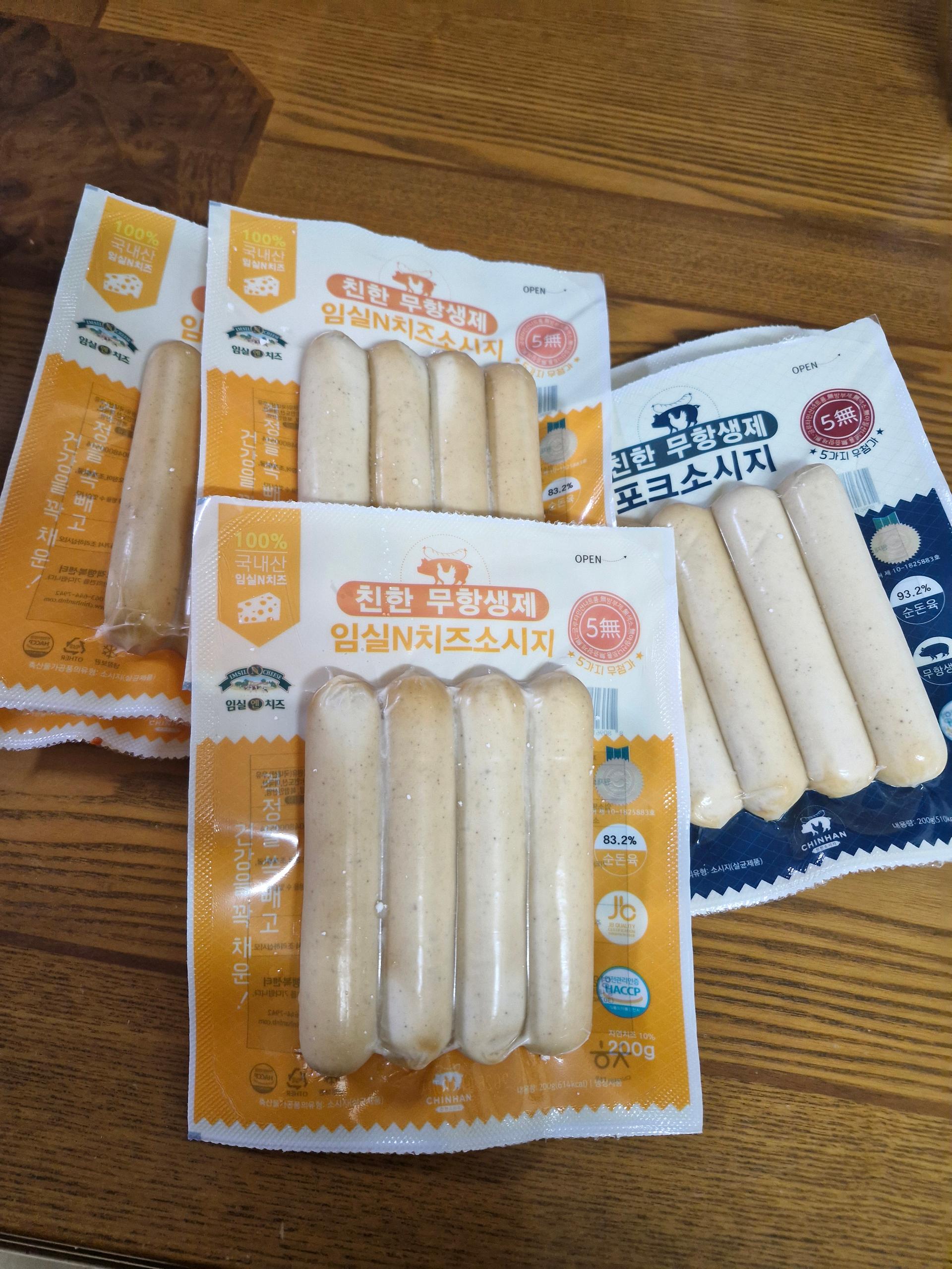 친한 무항생제 임실N치즈(4팩) & 포크(2팩) 소시지 세트