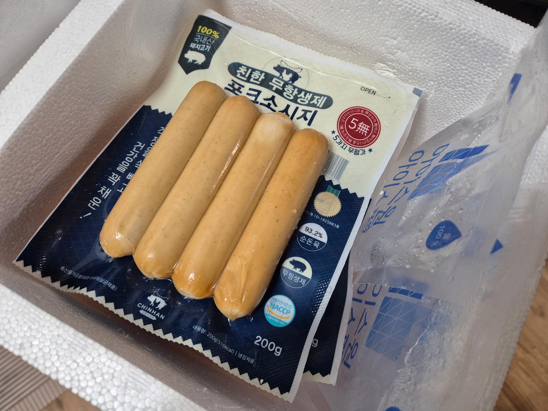 친한 무항생제 임실N치즈(4팩) & 포크(2팩) 소시지 세트