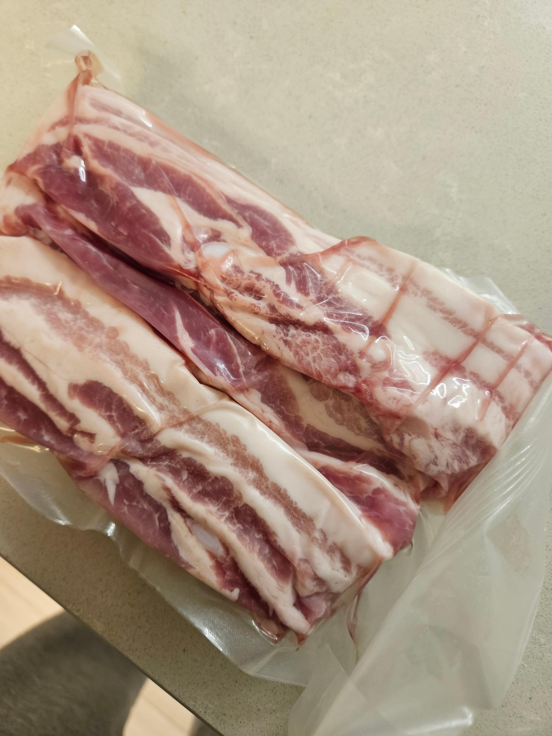 무항생제 한돈 삼겹살 1.3kg(1.1kg+200g추가증정) + 곰탕세트or대패삼겹살400g 추가증정