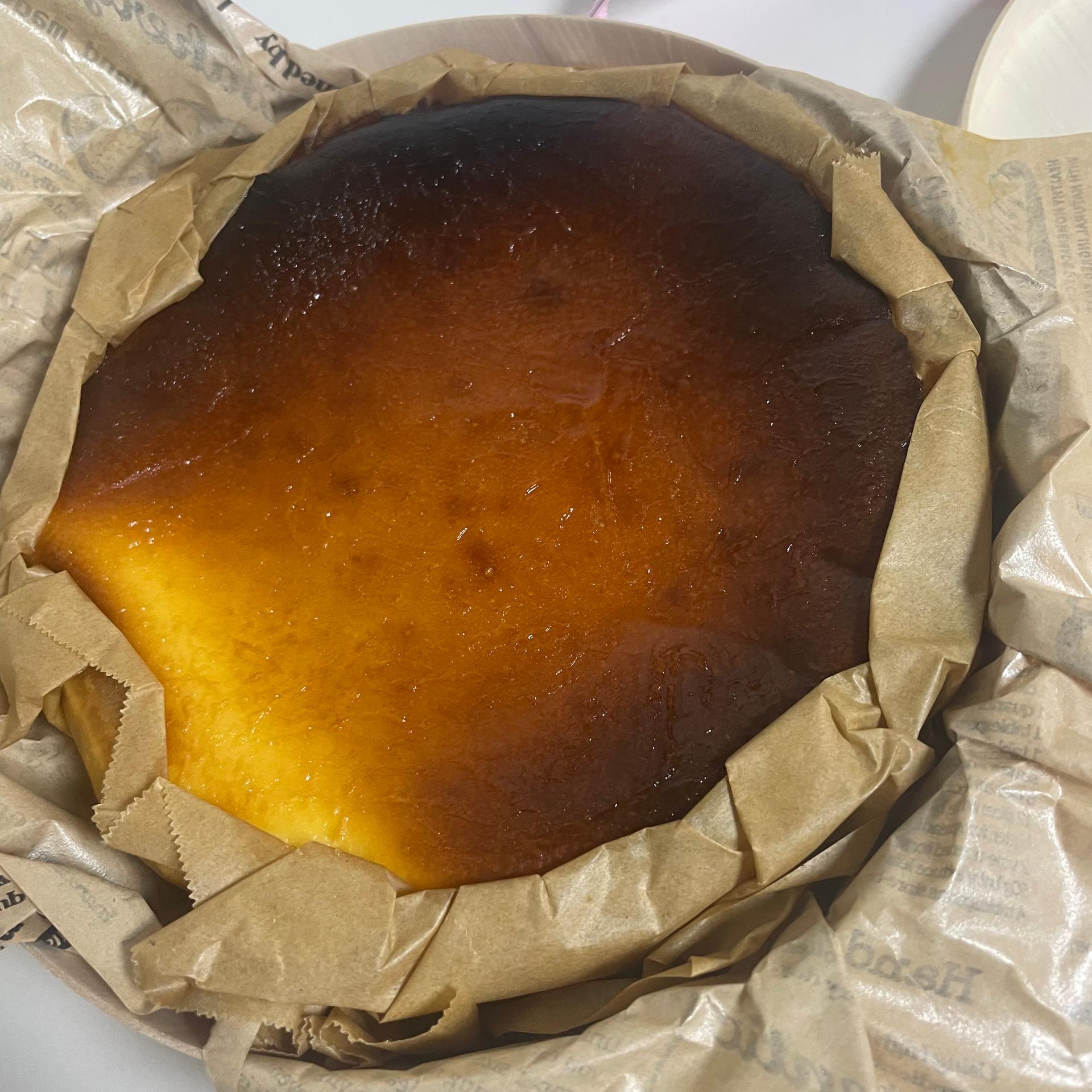 바스크치즈케이크 (450g) + 180g 추가증정