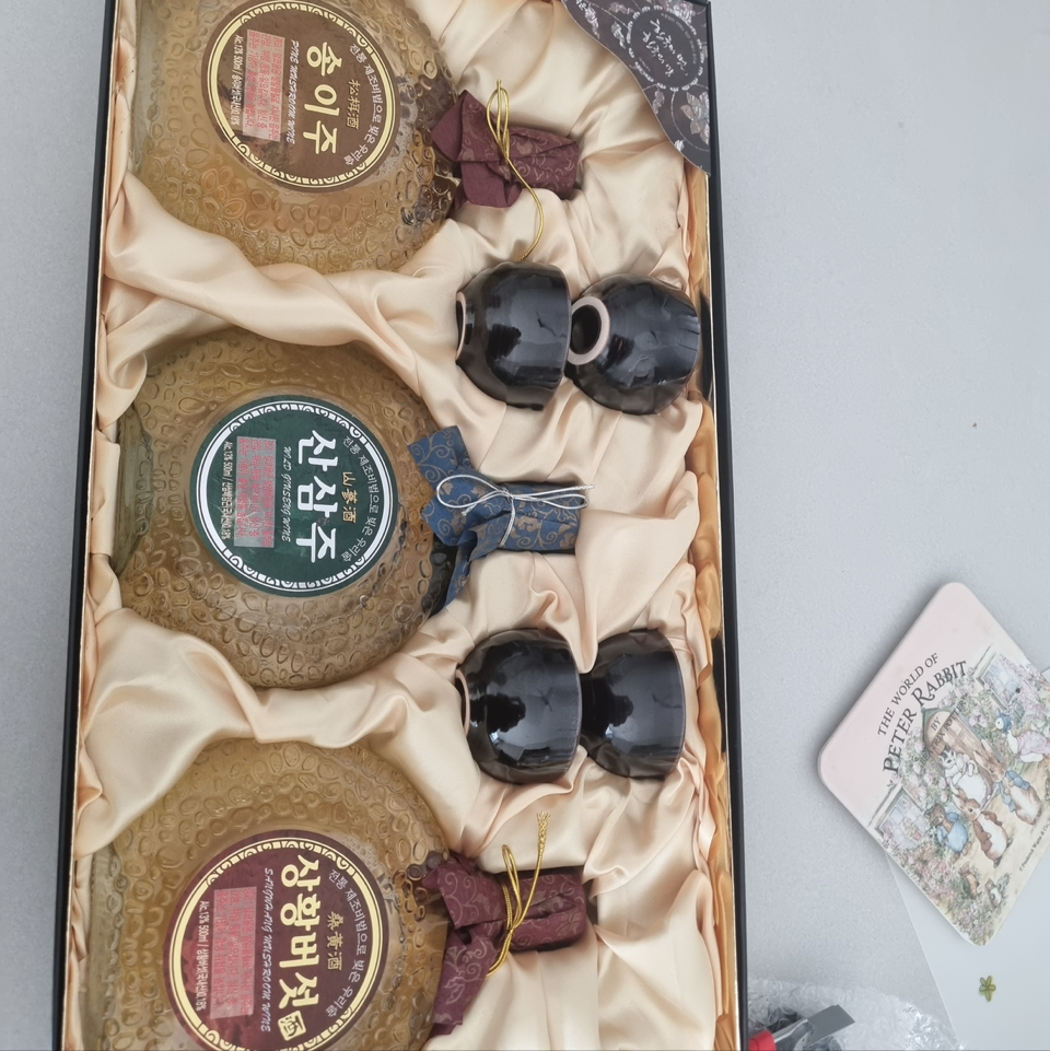 백운주가 전통주 백운명주 30호 선물세트(송이·산삼·상황버섯)