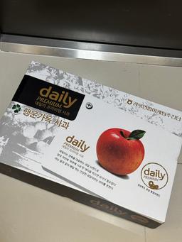 풍기농협 영주사과 3.5kg + 1kg 추가증정-1