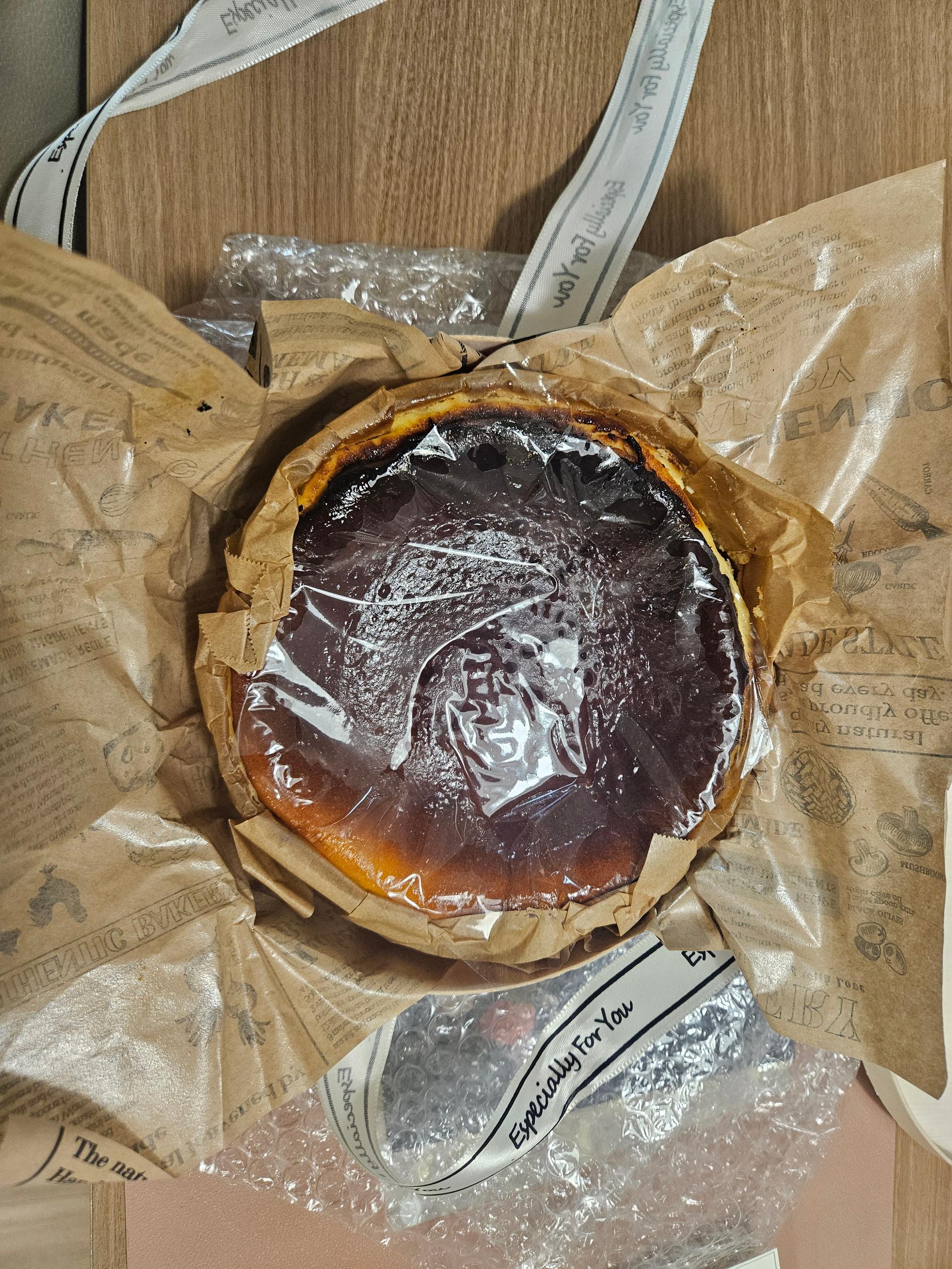 바스크치즈케이크 (450g) + 180g 추가증정