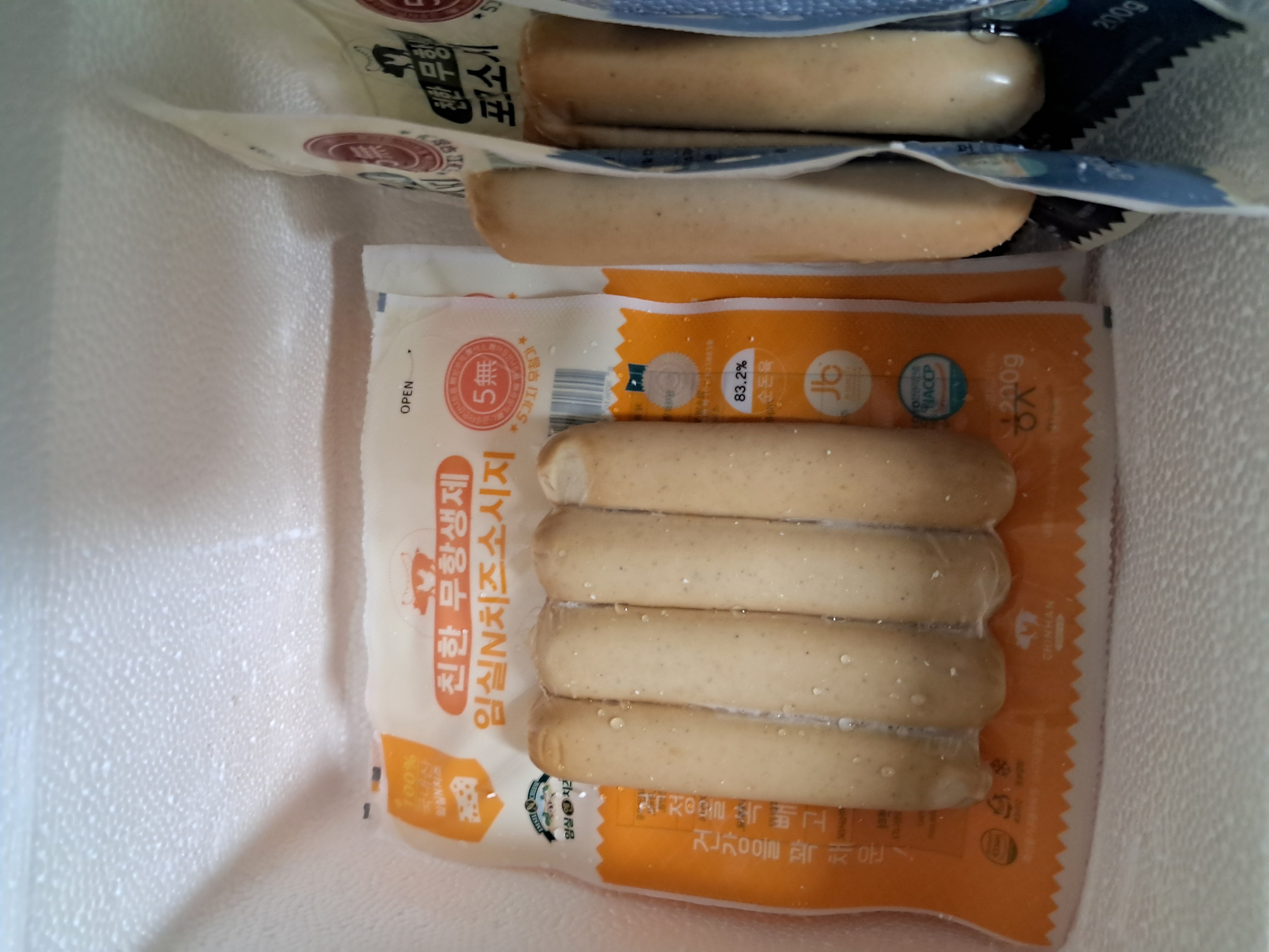 친한 무항생제 임실N치즈(4팩) & 포크(2팩) 소시지 세트