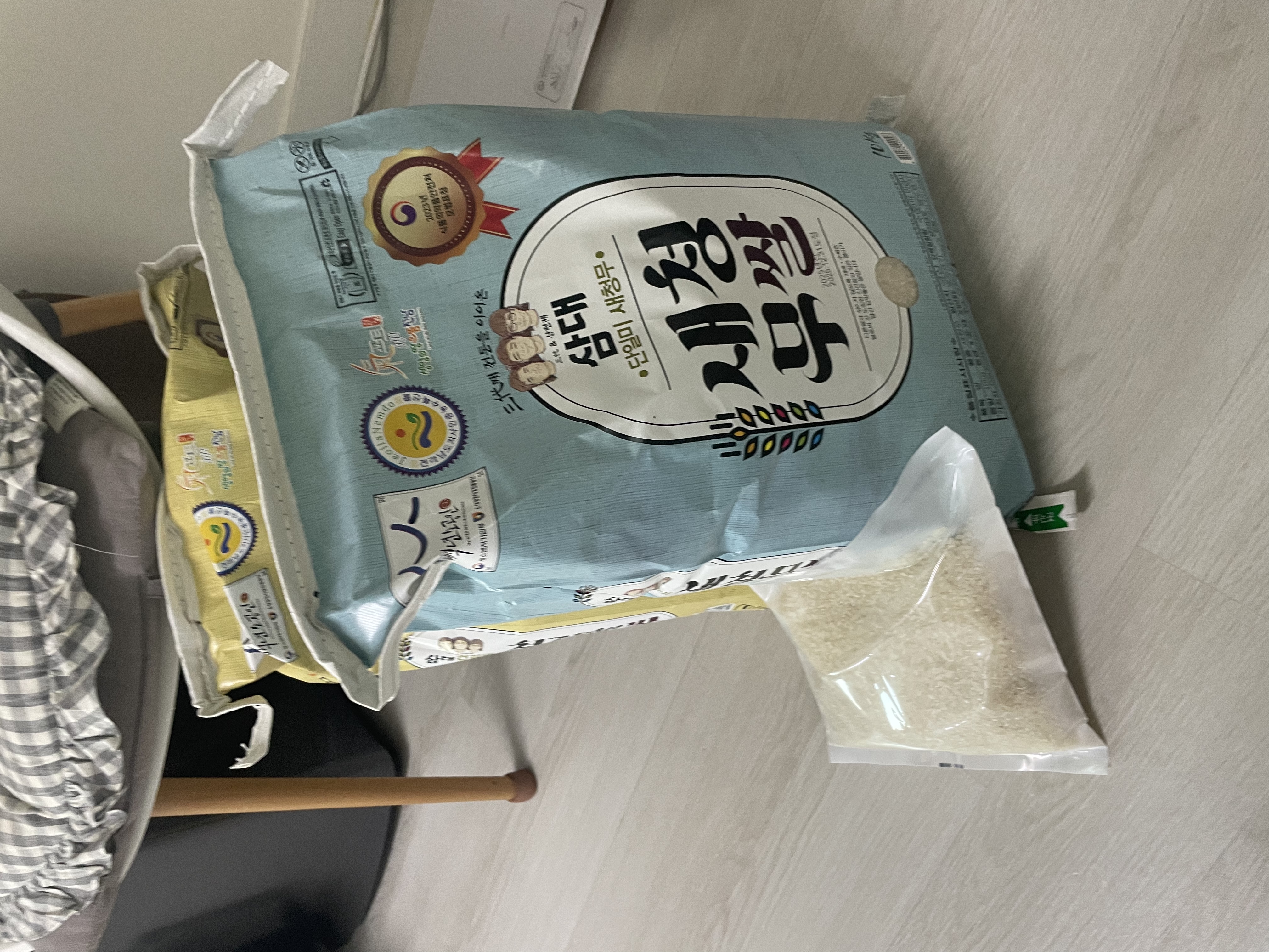 [EVENT] 삼대 새청무쌀 10kg (2025년 햅쌀-상등급) + 새청무쌀 1kg