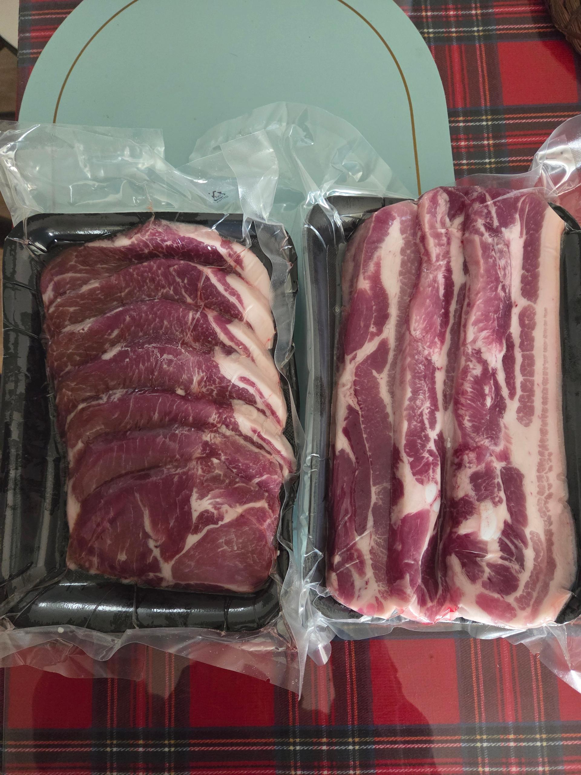 100% 국내산 한돈세트 최대 1.6kg 증정