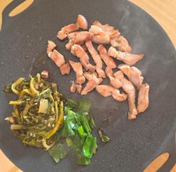 100% 국내산 한돈세트 최대 1.8kg 증정-1