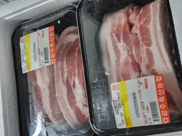 광주축협 한돈 삼겹살 1kg + 600g 추가증정-1