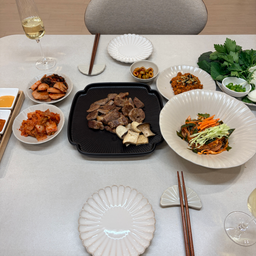 100% 국내산 한돈세트 최대 1.6kg 증정-1