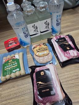 백오겹500g+흑돼지 앞다리살500g+흑돈떡갈비200g+흑돈소세지250g+멜젓소스40g-1